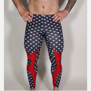 NWT MENS SIZE SMALL CW-X PATRIOTIC COMPRESSION LEGGINGS